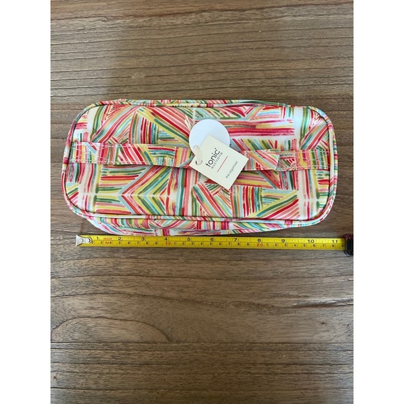 tonic Handbags - Tonic Australia makeup/jewelry organizer
